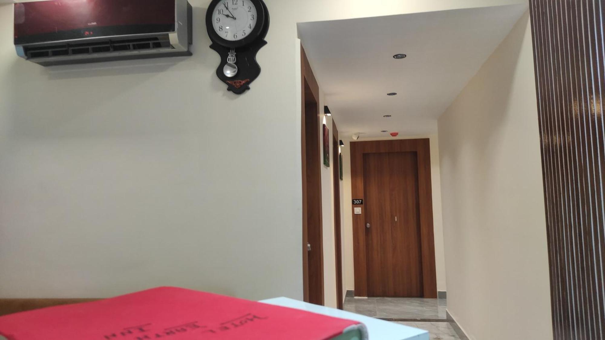Hotel Earth Inn, Subhash Bridge, Rto Circle, Ahmedabad Eksteriør billede