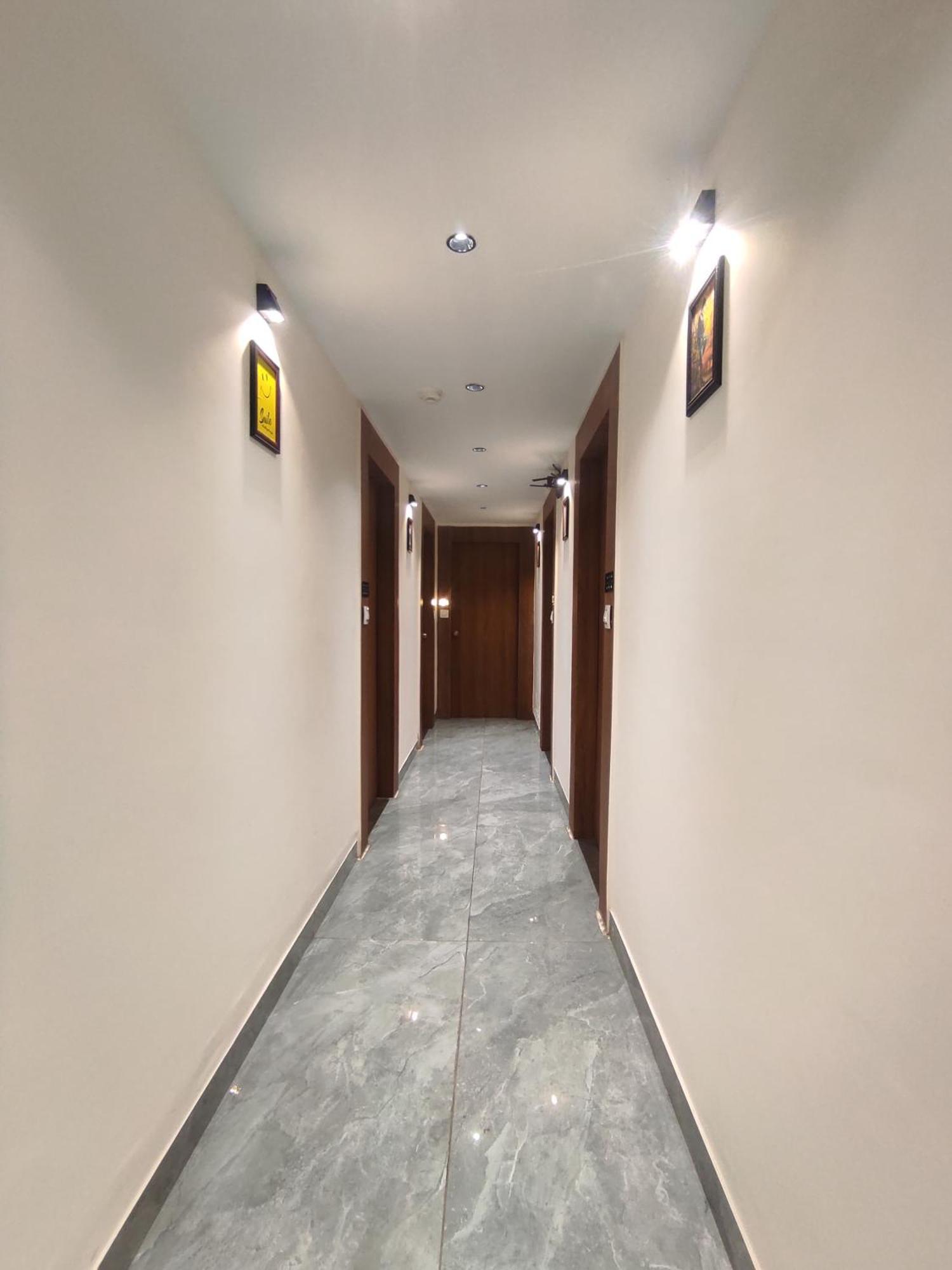 Hotel Earth Inn, Subhash Bridge, Rto Circle, Ahmedabad Eksteriør billede